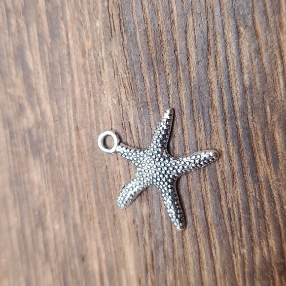 Sterling starfish‎ charm pendant P134 - Picture 2 of 2